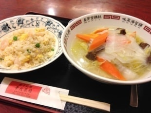 Bランチ　麺と炒飯セット